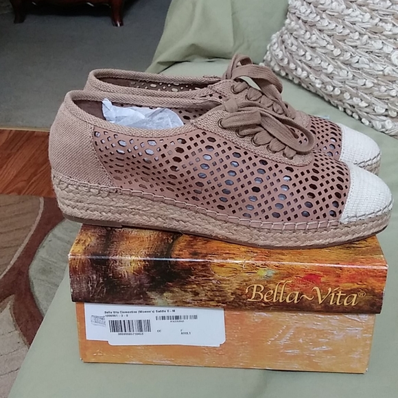 Women shoes - Picture 3 of 6